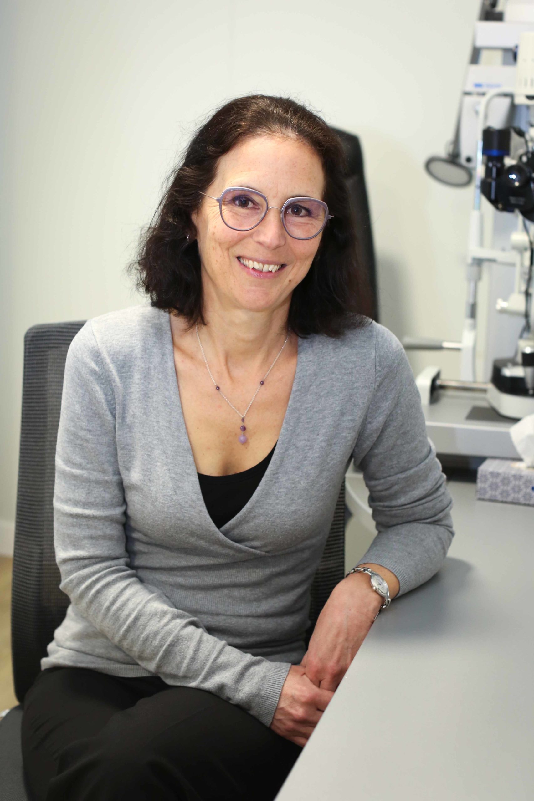 Mme Annick Cordey Maître-opticienne, collaboratrice spécialisée du cabinet d'ophtalmologie Veveye à Vevey